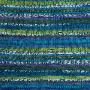 677 green turquoise print
